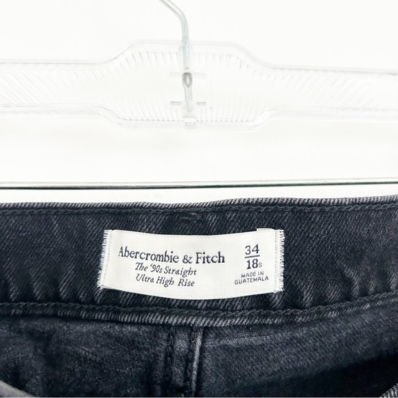 NEW Abercrombie The 90s Straight Ultra High Rise Black Jeans Size 34 Short - Picture 5 of 11